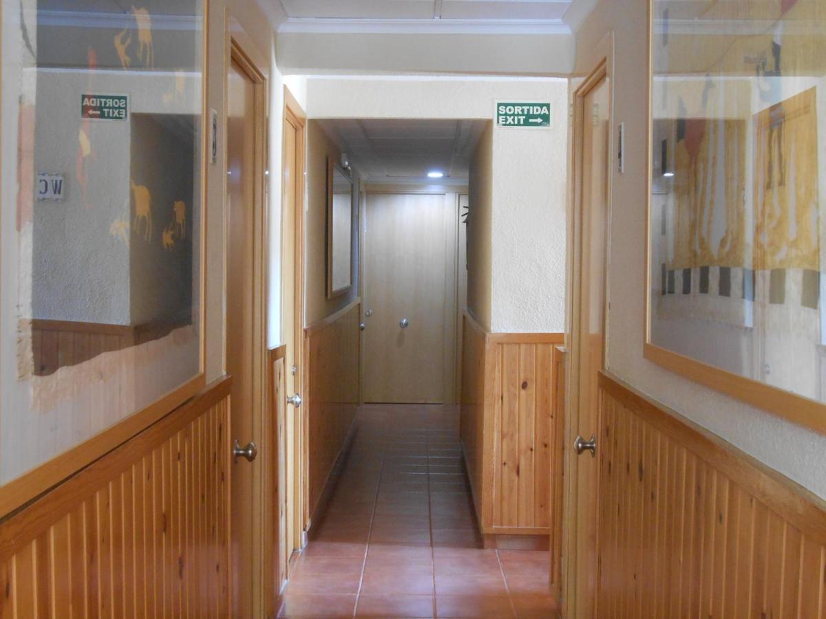 Hostal El Callejon Tarragona Exterior foto