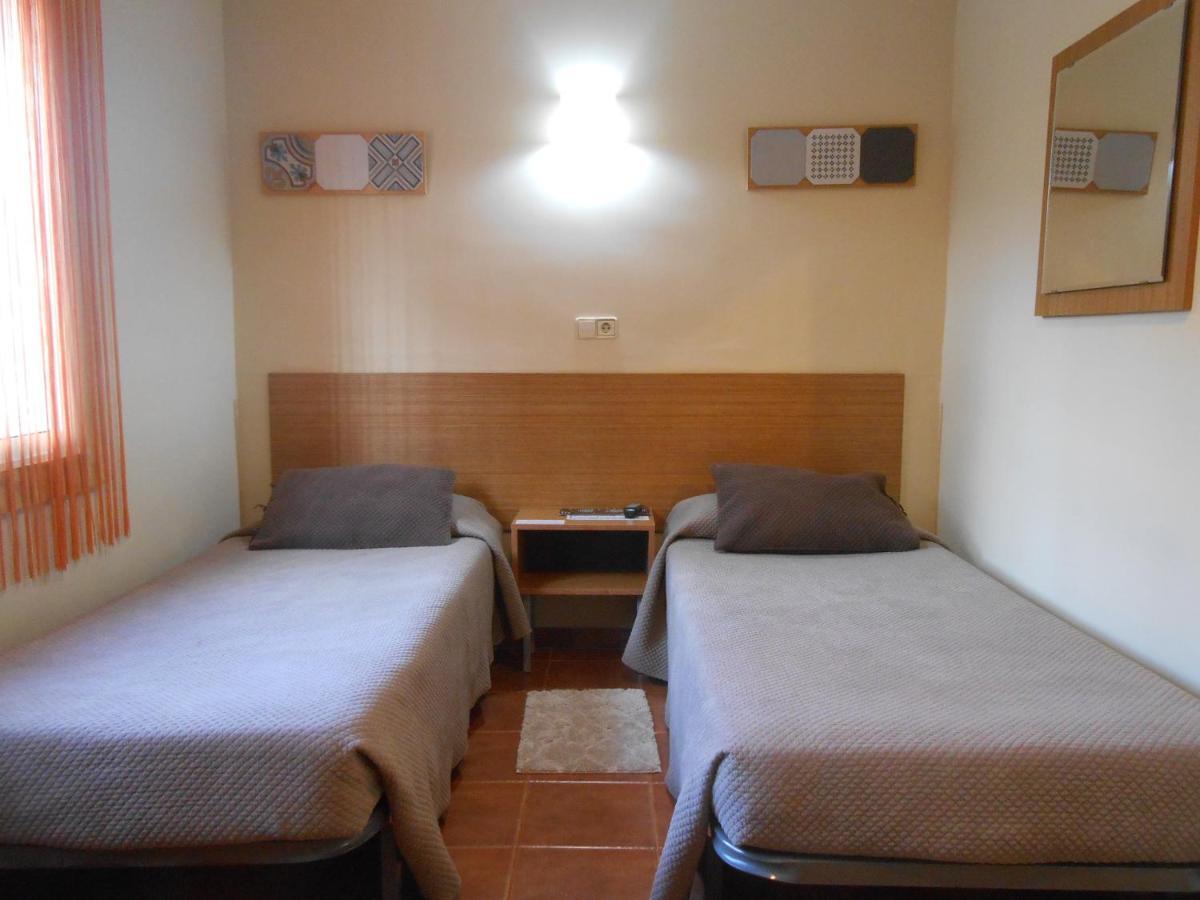 Hostal El Callejon Tarragona Exterior foto