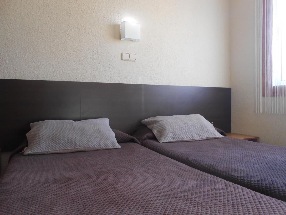Hostal El Callejon Tarragona Exterior foto